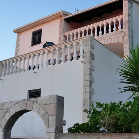 Near The Sea Marinovic Prizba