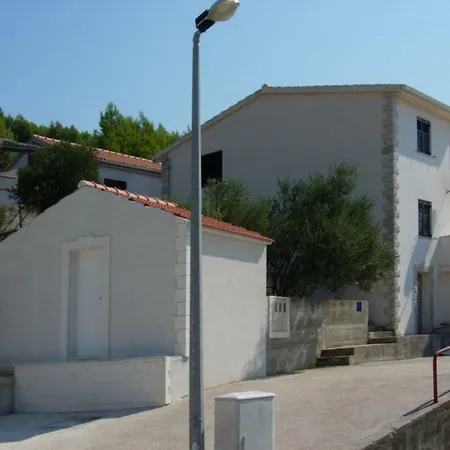 Lägenhet Near The Sea Marinovic *