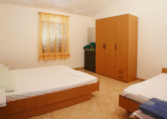 Near The Sea Marinovic *