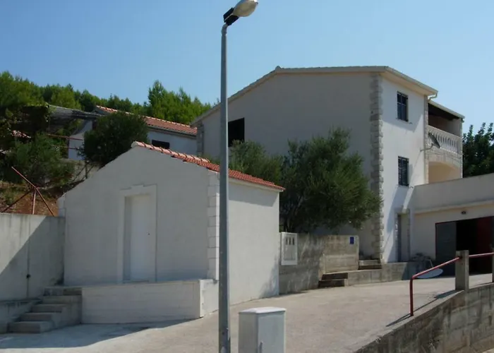 Apartament Near The Sea Marinovic *